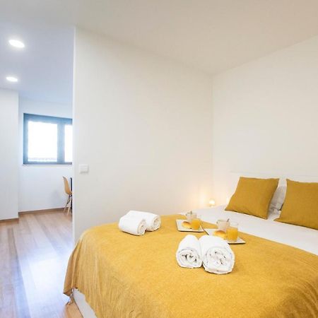 Homely Studio w/ AC near Marquês by LovelyStay Porto Exterior foto
