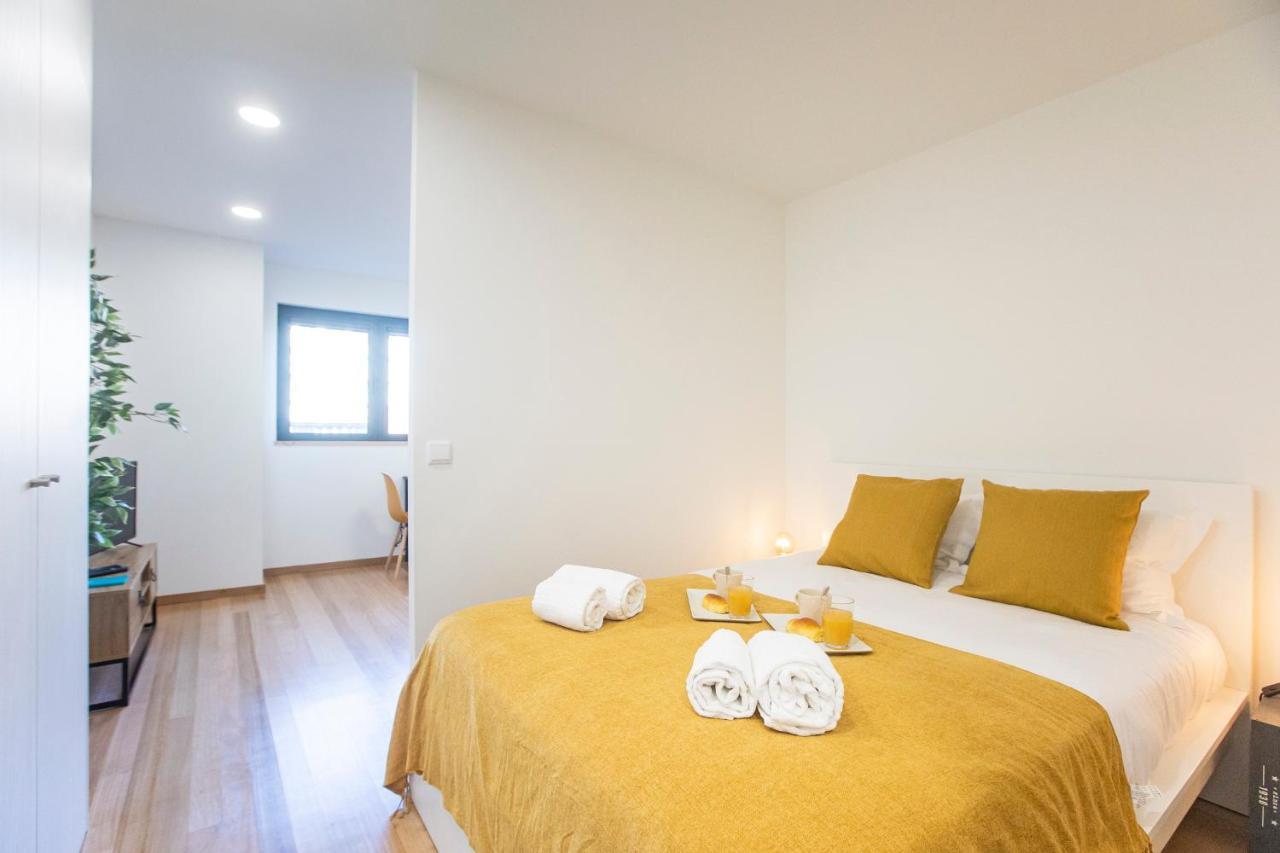 Homely Studio w/ AC near Marquês by LovelyStay Porto Exterior foto